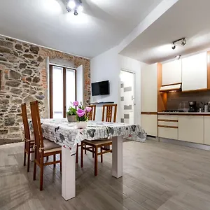 Daniel House , Bellano Italia